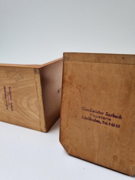 Houten-Beren-boekensteunen-Brienz-black-forest-bear-woodcarving-bookends-Geschwister Sarbach-Bookends-Switzerland-00011